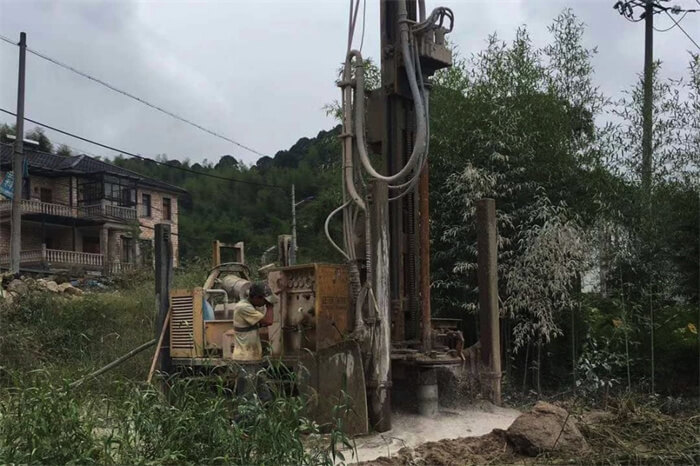 宁波某别墅打一口65米深水井